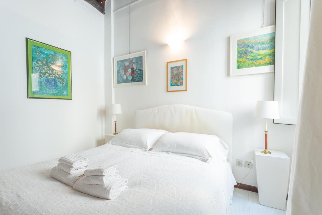 Daplace - Giulia Apartment โรม ภายนอก รูปภาพ