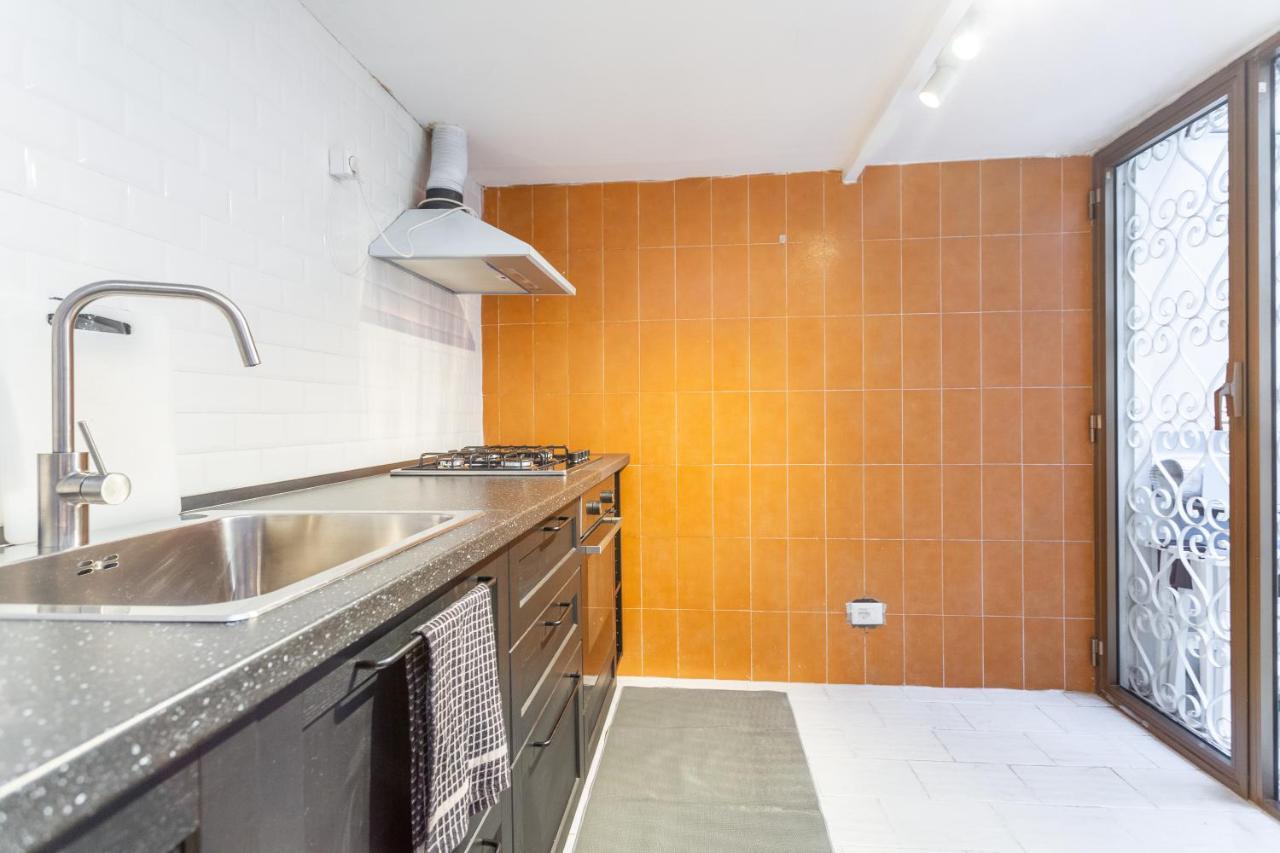 Daplace - Giulia Apartment โรม ภายนอก รูปภาพ